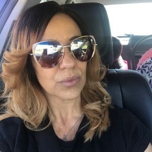 Meet your Posher, Dilaila